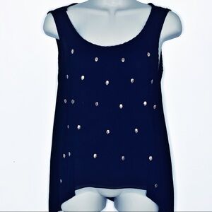 𝅺36 Point 5 Skull Tank Size Size Small